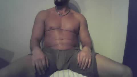 Snapshot of studdotcom chatting on October 31, 7:28 pm Ero online show from October 31, 7:28 pm