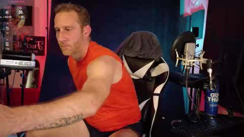 Ryan Long online show from April 26, 4:32 am