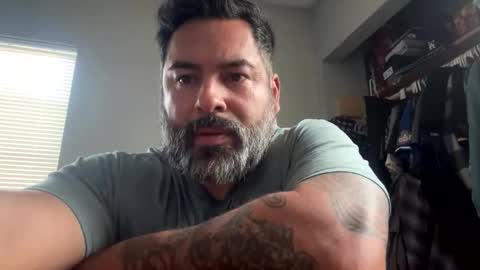 suavecito67 online show from March 17, 1:20 am