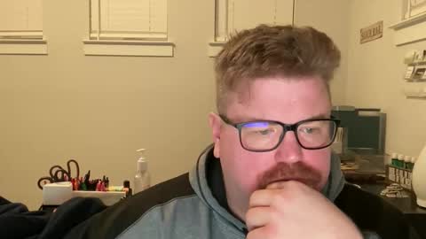 Steve online show from February 5, 8:21 am