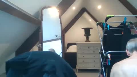 pig sub fag ben online show from October 3, 9:03 am