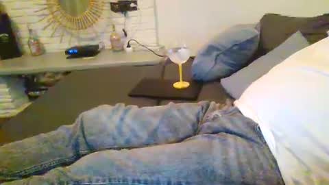 Snapshot of submissivguy chatting on December 2, 5:24 pm submissivguy online show from December 2, 5:24 pm