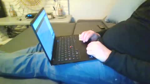 Snapshot of submissivguy chatting on March 2, 8:25 pm submissivguy online show from March 2, 8:25 pm