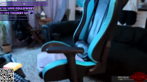 Im Substanc3  online show from May 13, 7:11 pm