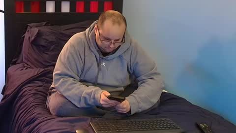 Snapshot of subzero_2689 chatting on February 11, 4:24 pm subzero online show from February 11, 4:24 pm