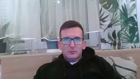 suckmycl00ck online show from December 11, 10:27 pm