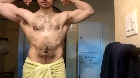 Snapshot of sugargay222 chatting on January 29, 12:33 am Sugar online show from January 29, 12:33 am
