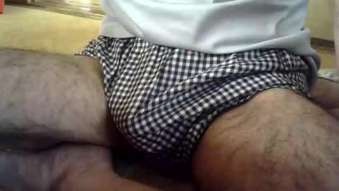sugereyes99 online show from May 18, 5:46 am