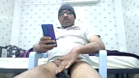 suitfetish72 online show from March 15, 7:53 pm