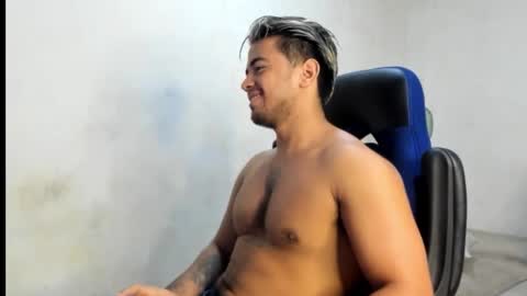 Snapshot of sukuna_hara chatting on October 19, 1:14 pm sukuna_hara online show from October 19, 1:14 pm