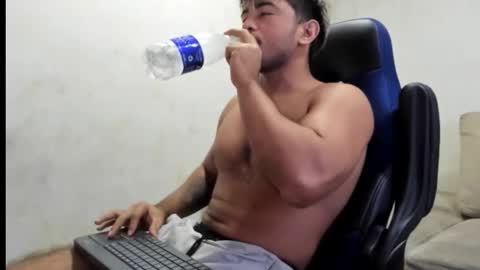 Snapshot of sukuna_hara chatting on October 21, 3:37 pm sukuna_hara online show from October 21, 3:37 pm