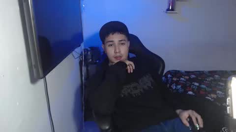 Snapshot of sully50126 chatting on October 9, 5:23 am sully50126 online show from October 9, 5:23 am