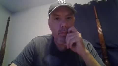 Snapshot of sullydog48 chatting on September 29, 11:55 pm Sully online show from September 29, 11:55 pm