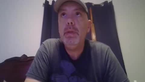 Snapshot of sullydog48 chatting on September 28, 11:47 pm Sully online show from September 28, 11:47 pm