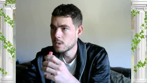 Snapshot of sultansgirls chatting on October 19, 6:22 pm The Sultan online show from October 19, 6:22 pm