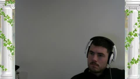 Snapshot of sultansgirls chatting on November 1, 12:26 am The Sultan online show from November 1, 12:26 am