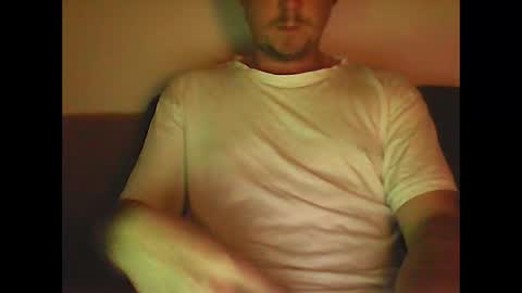 Snapshot of sunnygun0 chatting on March 1, 1:51 pm sunnygun0 online show from March 1, 1:51 pm