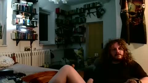 Snapshot of sunr1sa chatting on January 6, 6:03 am sunr1sa online show from January 6, 6:03 am