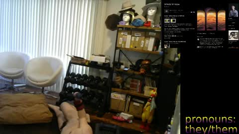 im not actually a man my pronouns are theythem online show from April 7, 6:41 pm