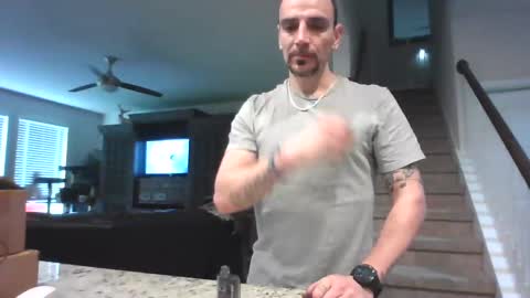 Guero Cash online show from February 11, 6:33 pm