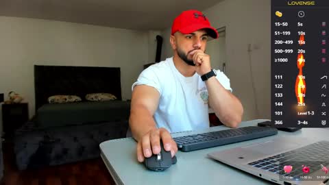 supermanboyxxl online show from May 26, 6:31 am