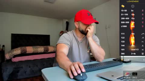 supermanboyxxl online show from May 13, 6:21 am