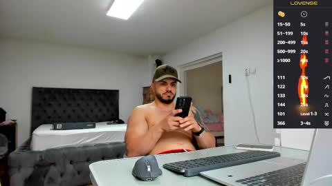 supermanboyxxl online show from May 8, 6:14 am