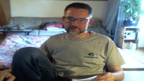 supersquirrel81 online show from May 20, 4:57 pm