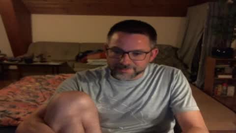 supersquirrel81 online show from May 23, 1:22 am