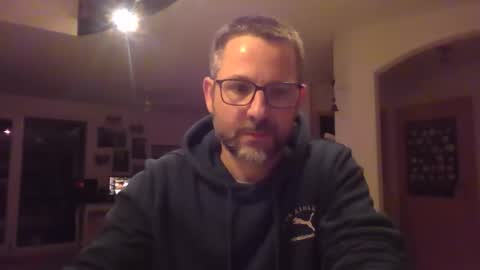 supersquirrel81 online show from May 17, 12:52 am