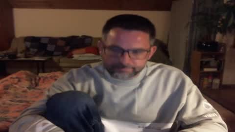 supersquirrel81 online show from April 28, 7:29 pm
