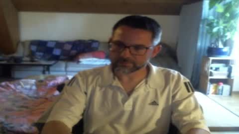 supersquirrel81 online show from April 26, 2:36 pm
