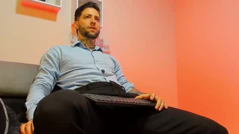 supreme_alpha_ online show from November 10, 4:06 am