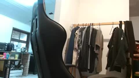 surfdog95 online show from October 30, 6:53 pm