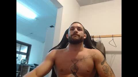 surfdog95 online show from October 31, 6:55 pm