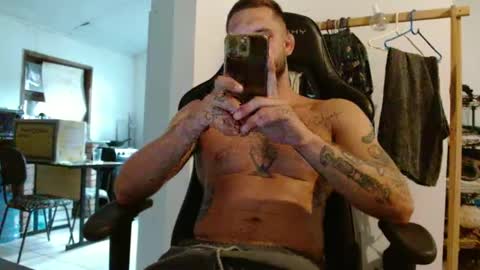 surfdog95 online show from January 27, 8:28 pm