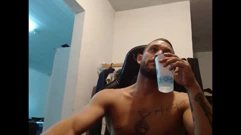 surfdog95 online show from October 22, 9:18 pm