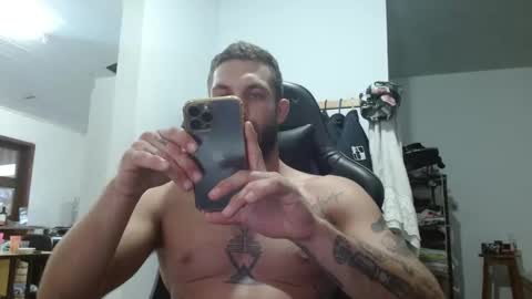 surfdog95 online show from February 27, 9:04 pm