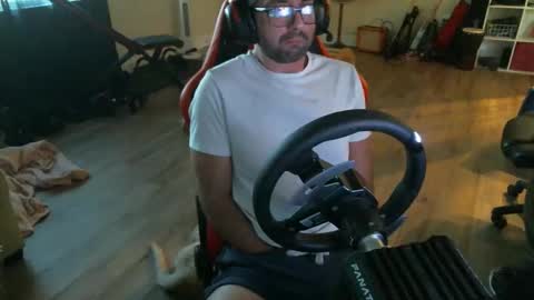 Swals online show from April 11, 10:35 pm