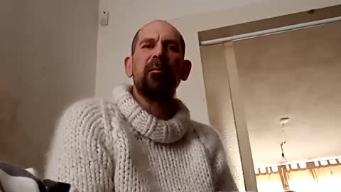 sweaterboy666 online show from March 17, 9:45 am