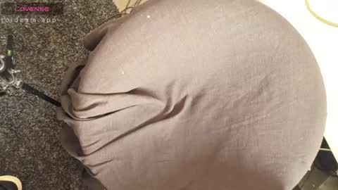 sweaty_hairy_cocks online show from June 15, 9:12 am