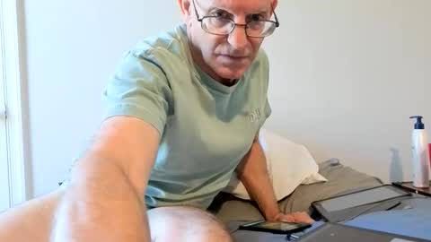Zeppelin man online show from April 27, 2:02 pm