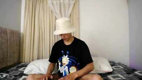 Andy online show from April 1, 9:45 pm