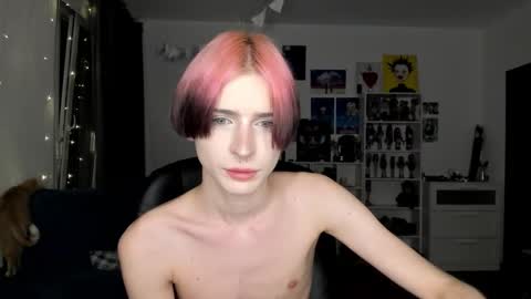 kira online show from December 22, 9:34 pm