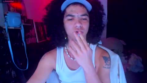 Snapshot of sweet_vond chatting on February 28, 7:05 am Steven independent model online show from February 28, 7:05 am
