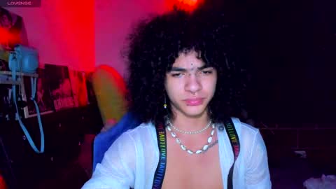 Snapshot of sweet_vond chatting on February 10, 3:03 am Steven independent model online show from February 10, 3:03 am