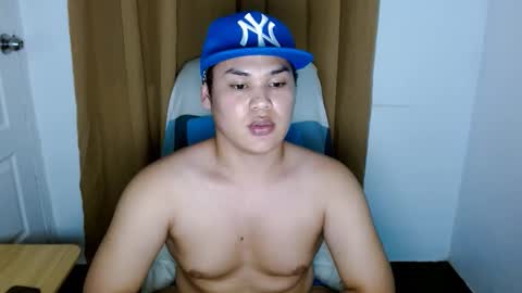 sweetasiangay online show from February 15, 3:09 pm