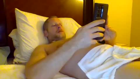 Snapshot of sweetg233 chatting on January 5, 7:07 am sweetg233 online show from January 5, 7:07 am