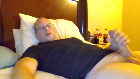 Snapshot of sweetg233 chatting on February 6, 5:57 am sweetg233 online show from February 6, 5:57 am