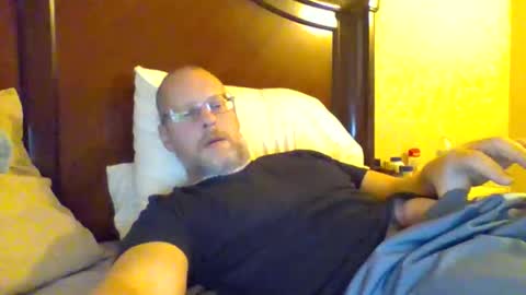 sweetg233 online show from November 11, 7:30 pm